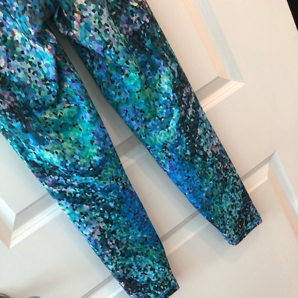 Activefit Sportswear Leggings Size S - Picture 9 of 16